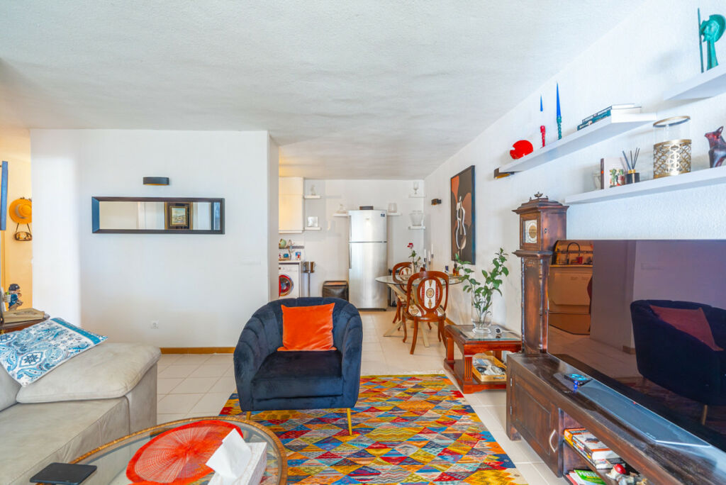 Middle Floor Apartment Atalaya Málaga - image 8