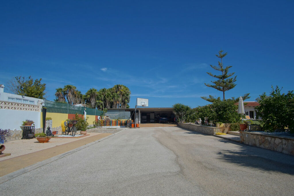 Detached Villa Denia Alicante - image 8