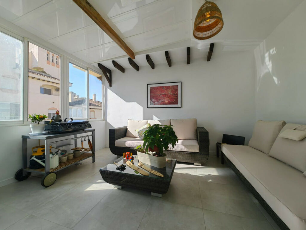 Middle Floor Apartment Estepona Málaga - image 8