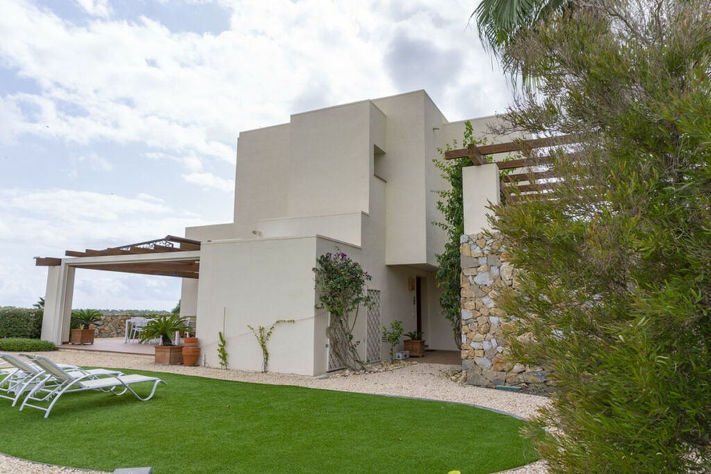 Detached Villa Las Colinas Golf Alicante - image 8
