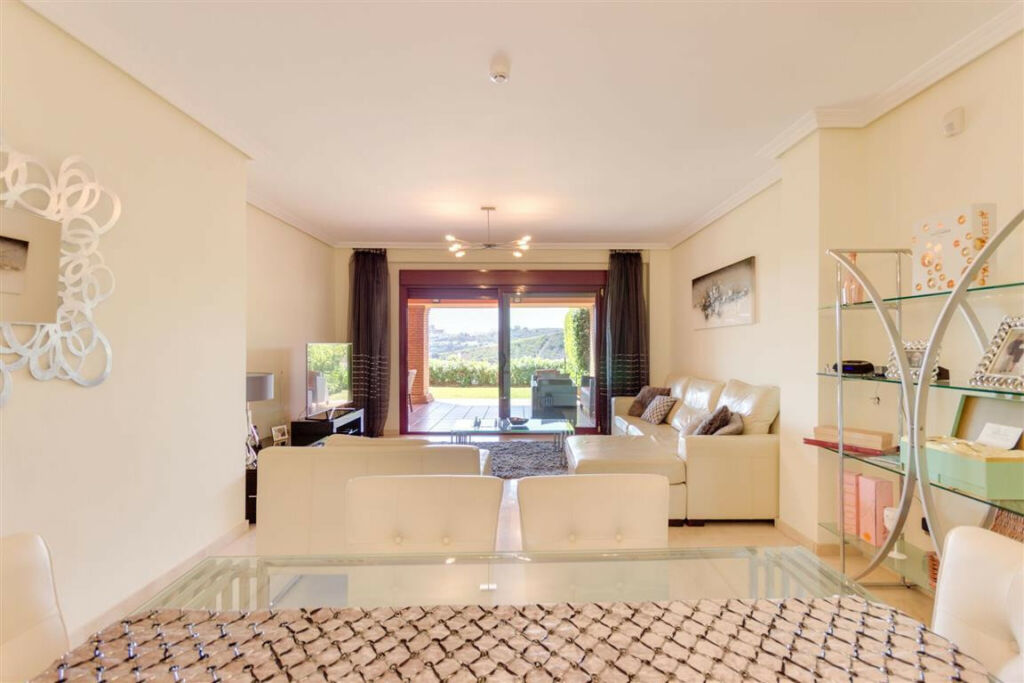 Ground Floor Apartment Casares Playa Málaga - image 8