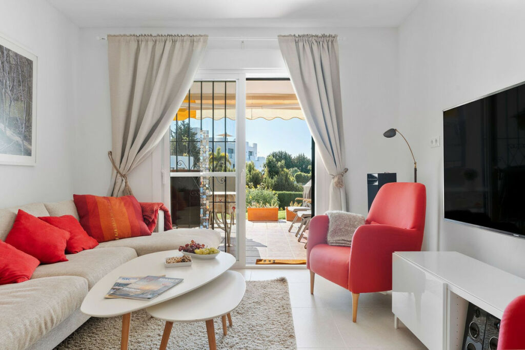 Ground Floor Apartment Nueva Andalucía Málaga - image 8