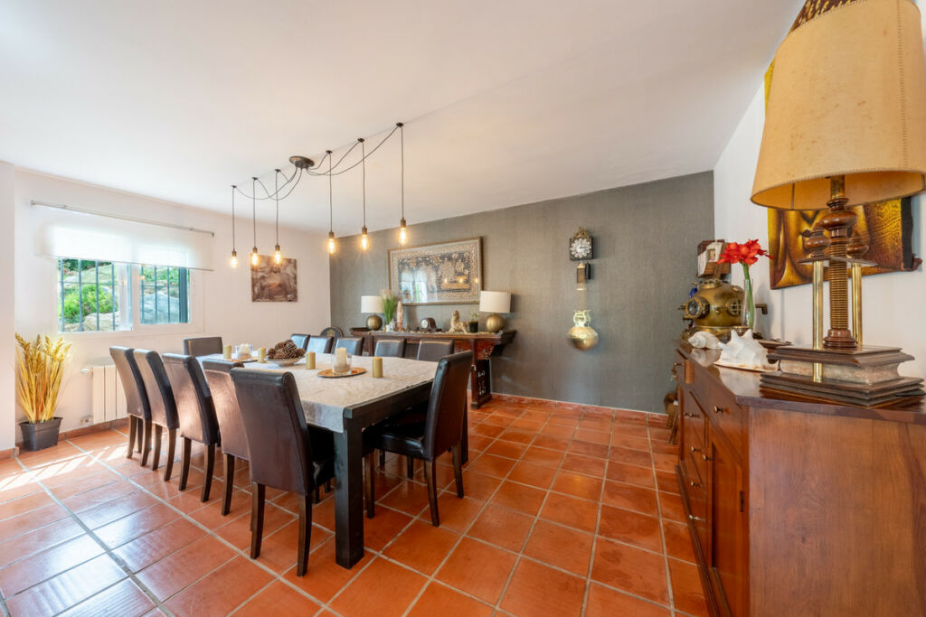 Detached Villa Sotogrande Alto Cádiz - image 8