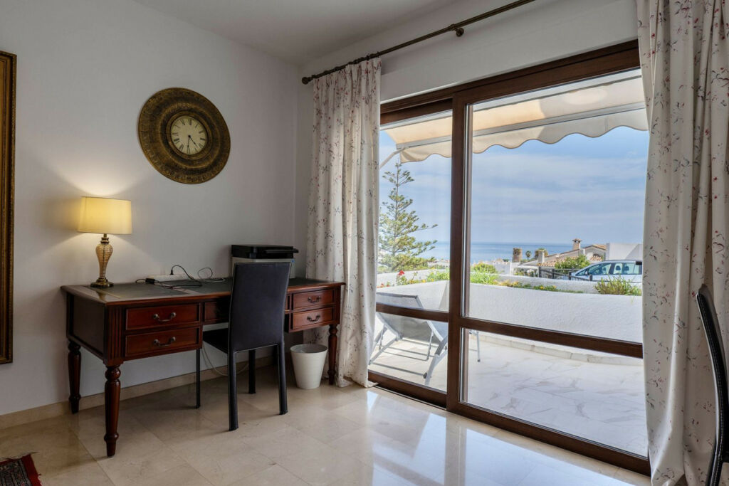 Detached Villa Benalmadena Málaga - image 8