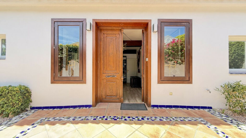 Detached Villa Calahonda Málaga - image 8
