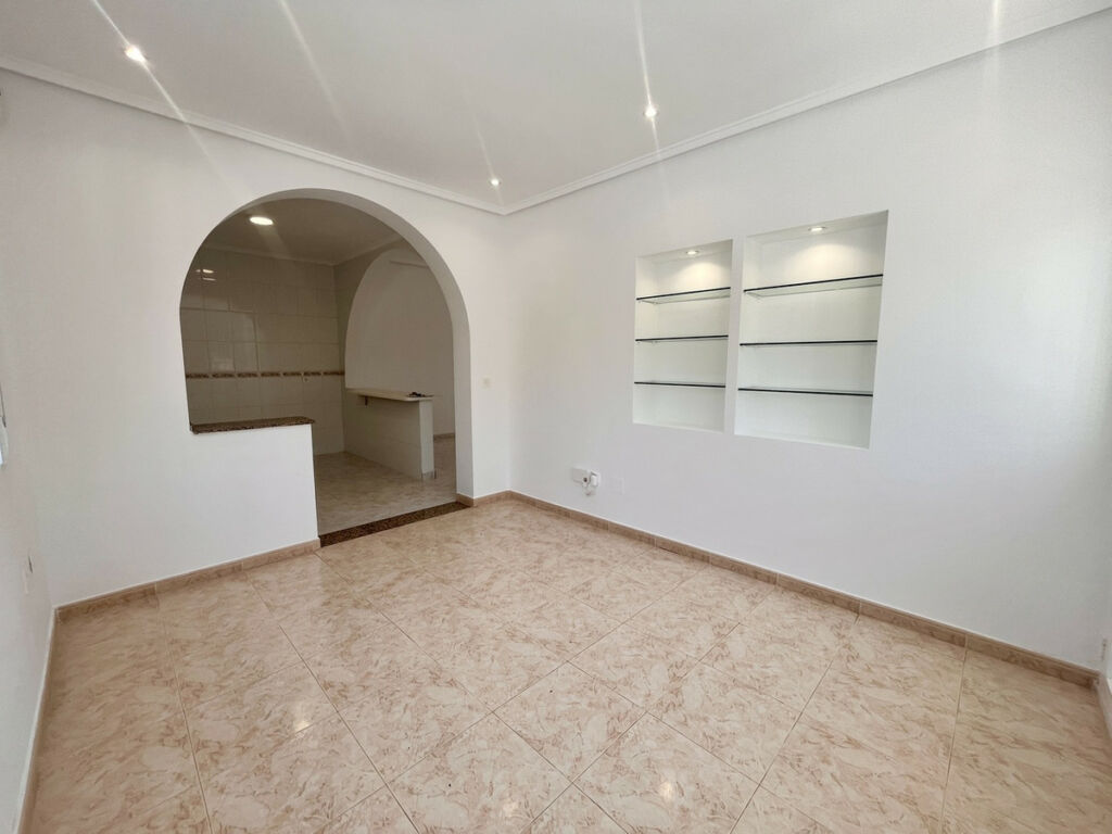 Detached Villa Rojales Alicante - image 9