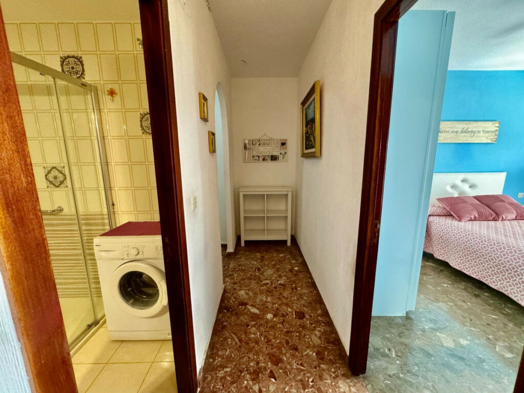 Middle Floor Apartment Benalmadena Costa Málaga - image 8
