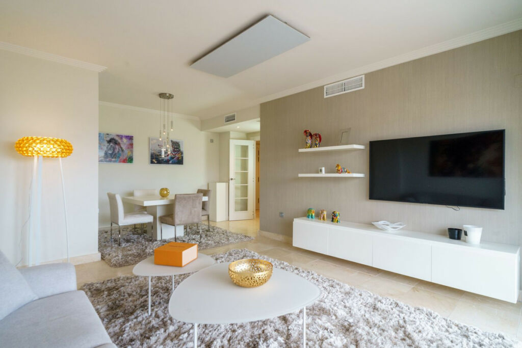 Middle Floor Apartment Benahavís Málaga - image 8