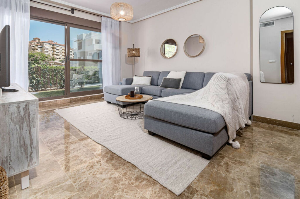 Ground Floor Apartment Selwo Málaga - image 8