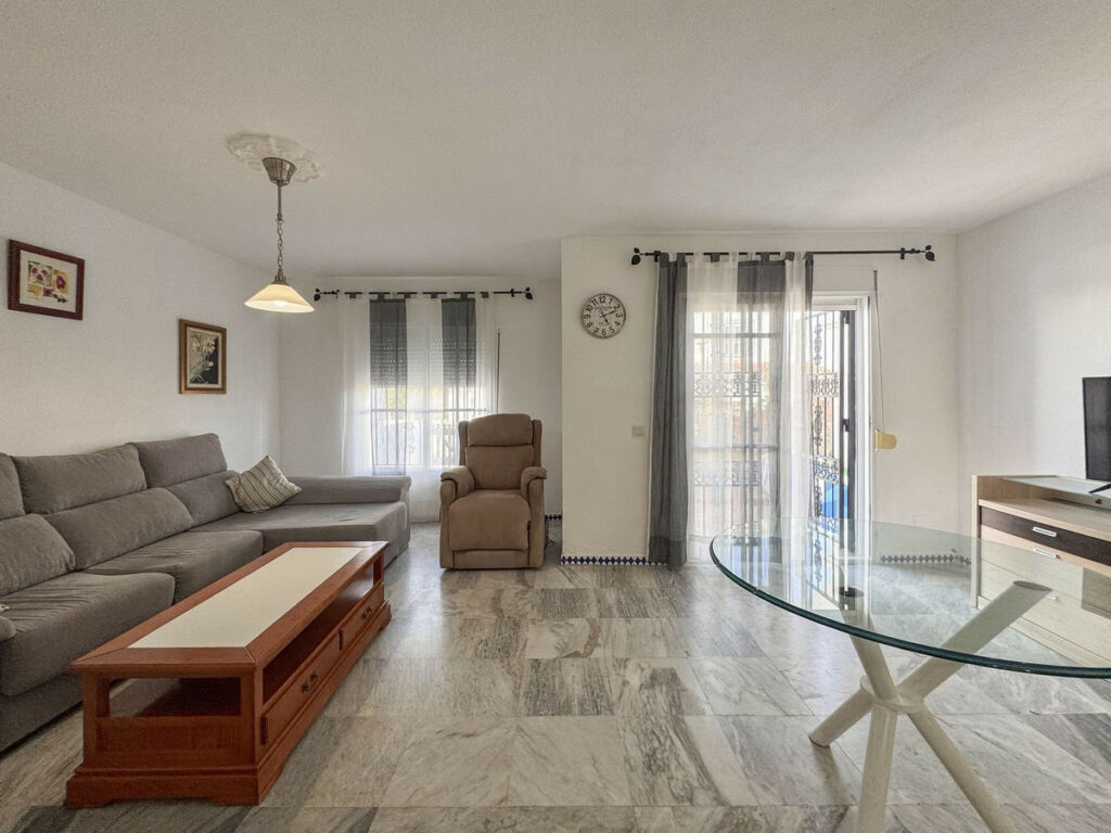 Townhouse Manilva Málaga - image 3