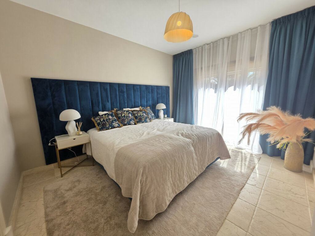 Ground Floor Apartment Estepona Málaga - image 8