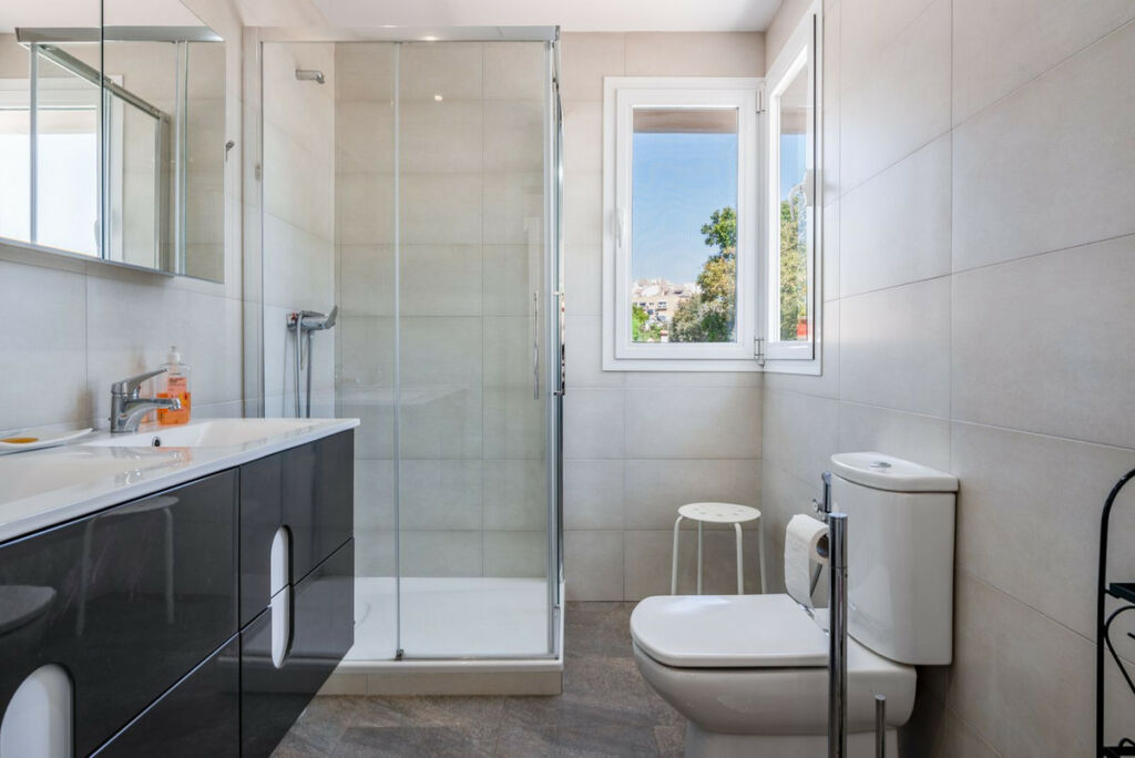 Detached Villa Marbella Málaga - image 8