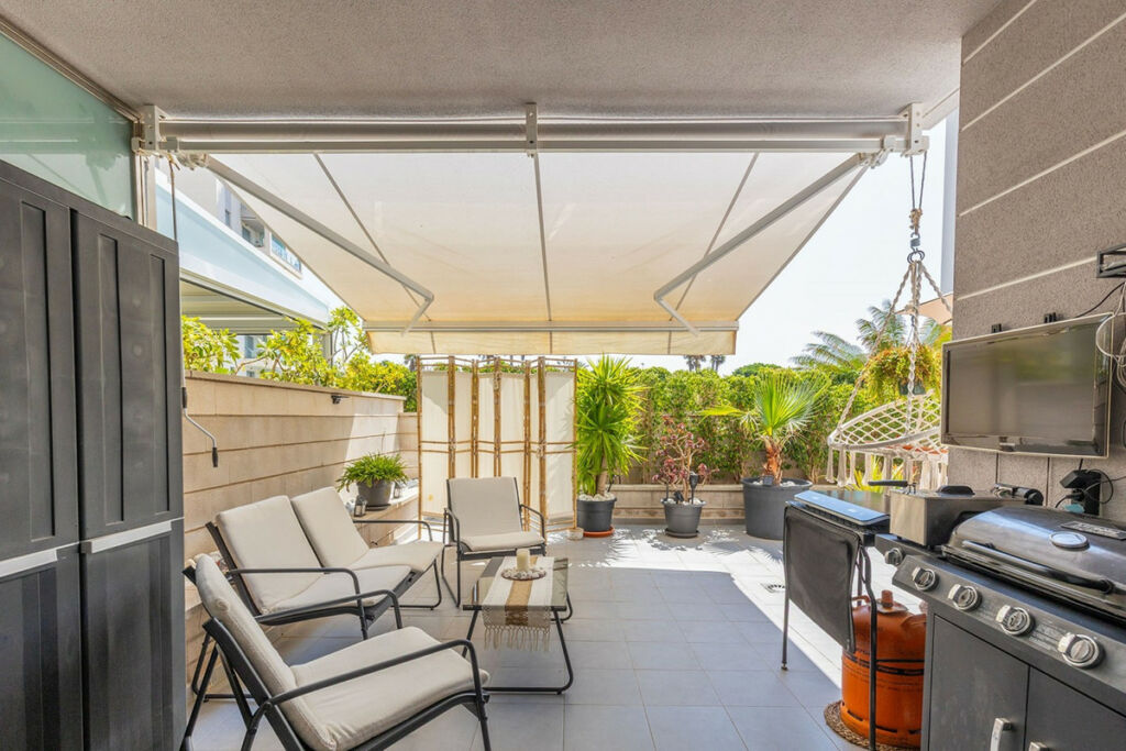 Ground Floor Apartment La Mata Alicante - image 9