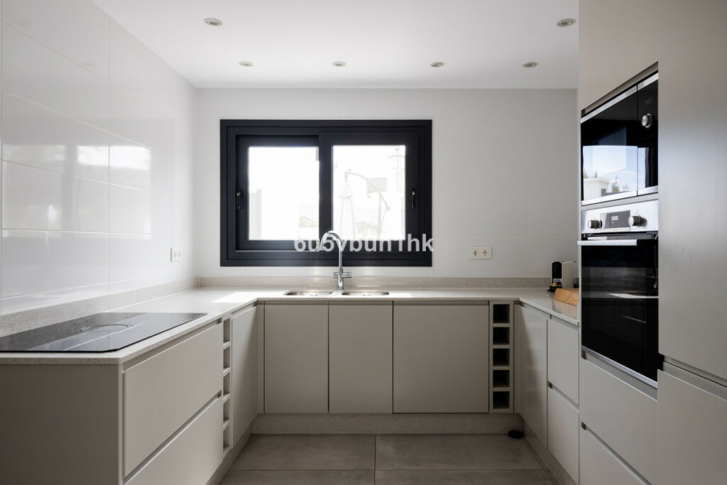 Townhouse El Rosario Málaga - image 8