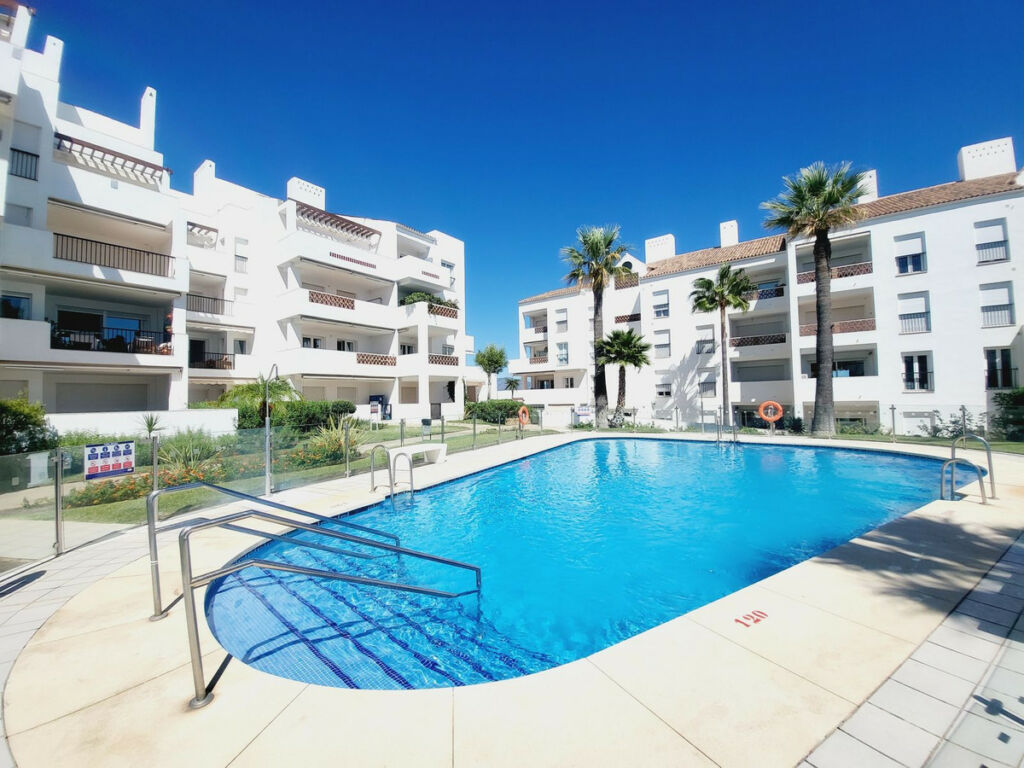 Middle Floor Apartment Miraflores Málaga - image 8