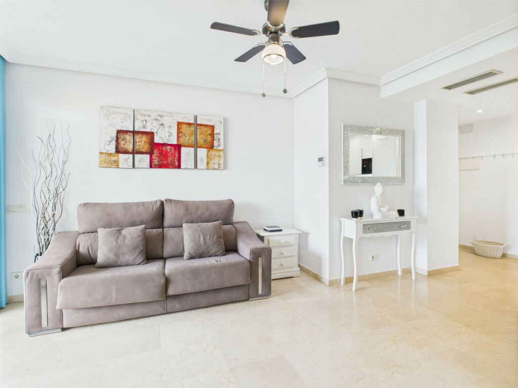 Ground Floor Apartment La Duquesa Málaga - image 8