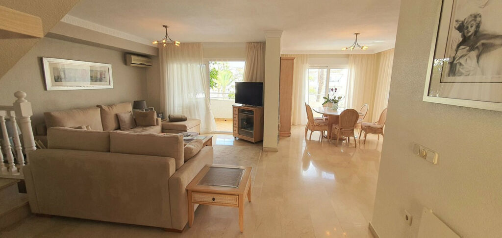 Penthouse Duplex Marbesa Málaga - image 8