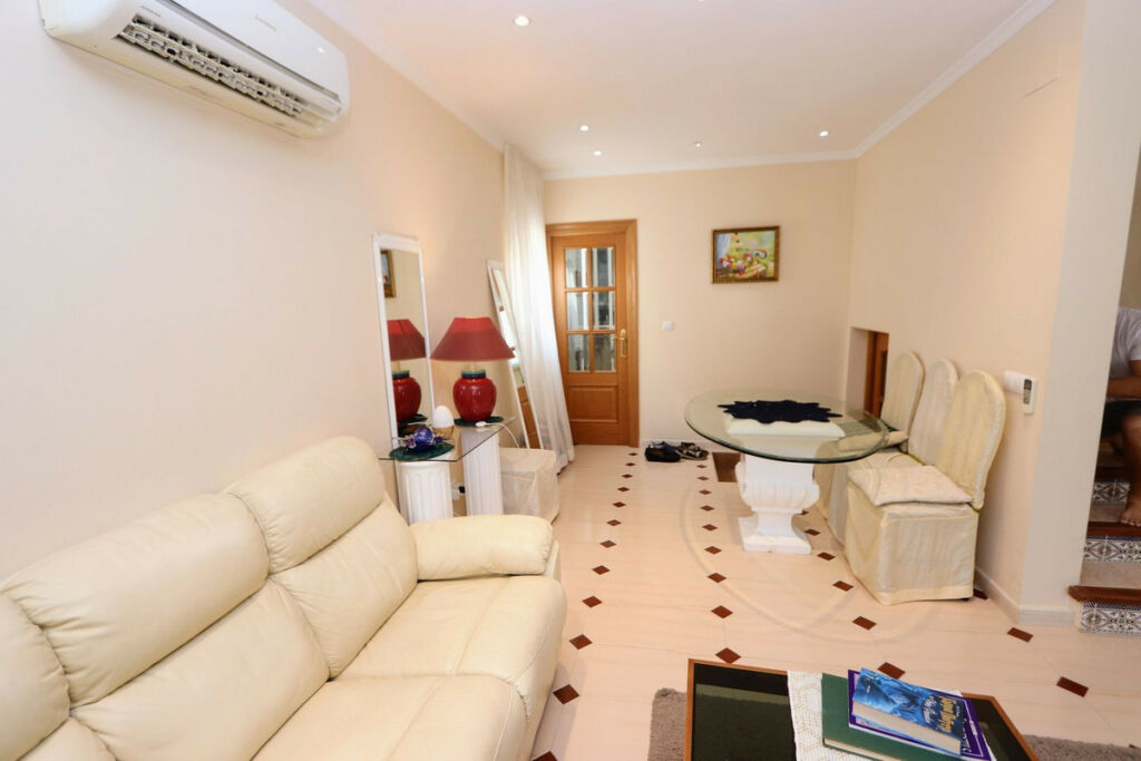 Semi-Detached House Torrevieja Alicante - image 8