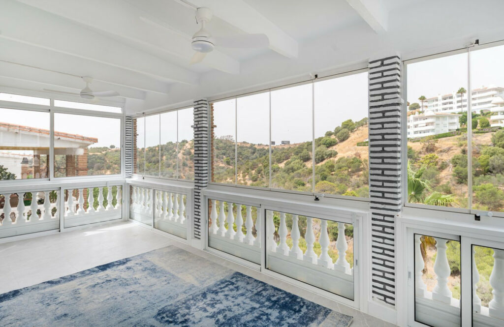 Townhouse Calahonda Málaga - image 8