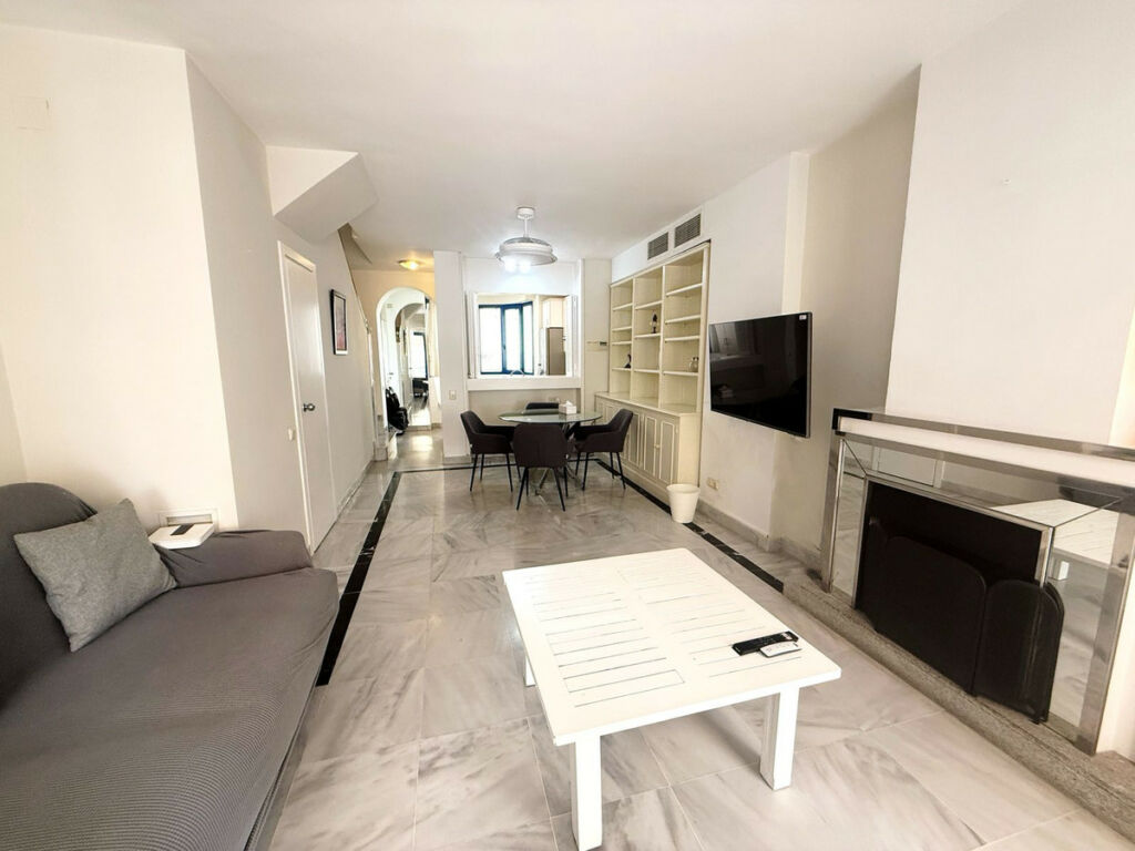 Duplex Marbella Málaga - image 8