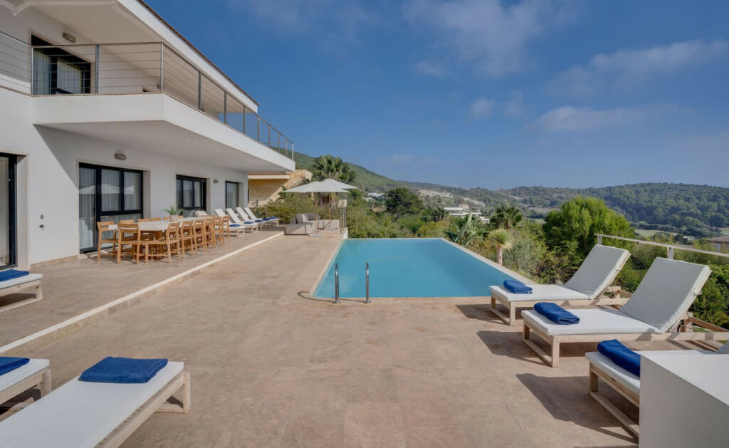 Detached Villa Sotogrande Cádiz - image 8