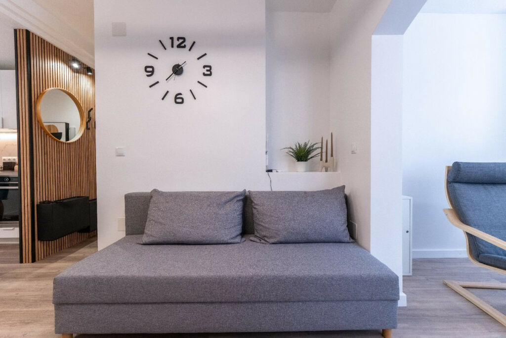Middle Floor Apartment Torrevieja Alicante - image 8