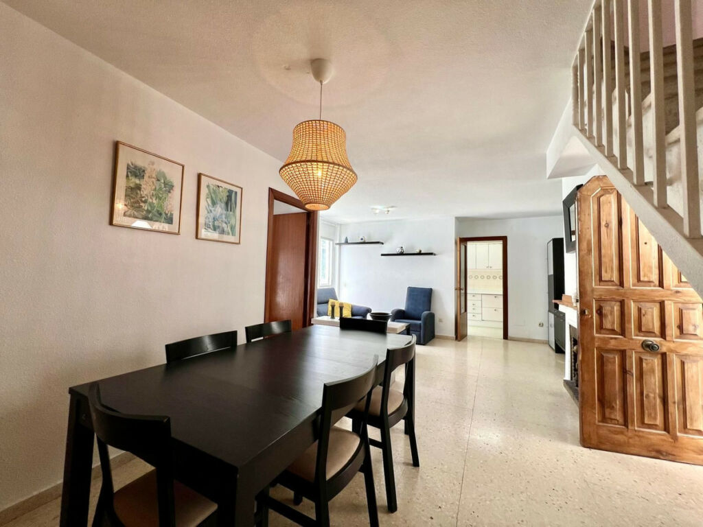 Top Floor Apartment Elviria Málaga - image 8