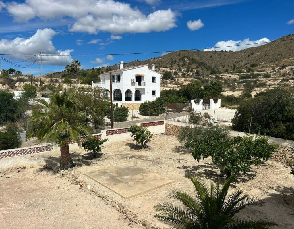 Bungalow Villajoyosa Alicante - image 8