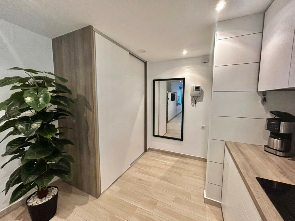 Penthouse Villamartin Alicante - image 8