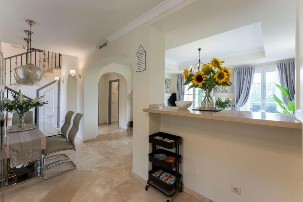 Detached Villa Mijas Málaga - image 8