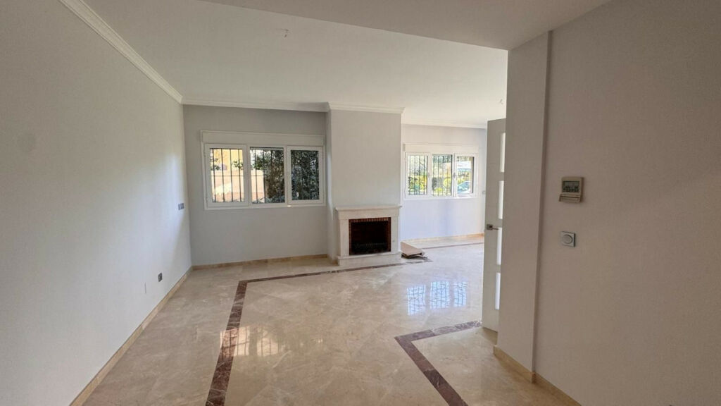 Semi-Detached House San Roque Club Cádiz - image 8