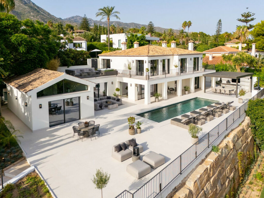 Detached Villa The Golden Mile Málaga - image 81