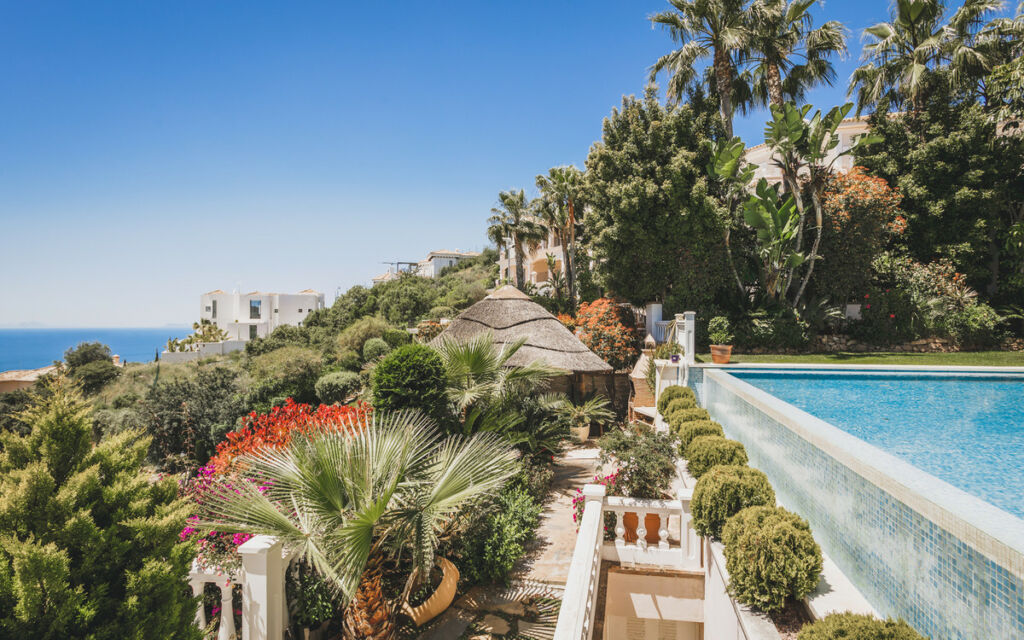 Detached Villa Altos de los Monteros Málaga - image 9
