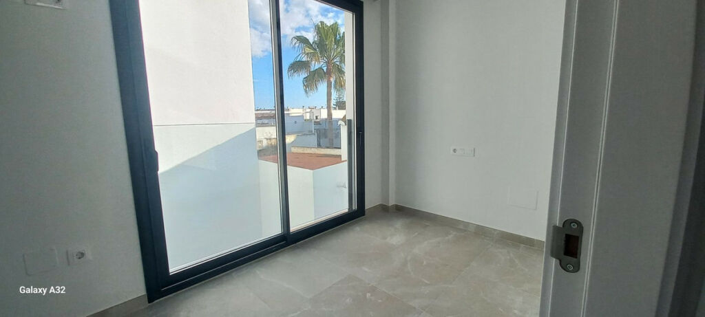 Middle Floor Apartment La Cala de Mijas Málaga - image 4