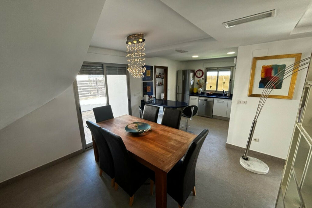 Detached Villa Cox Alicante - image 9