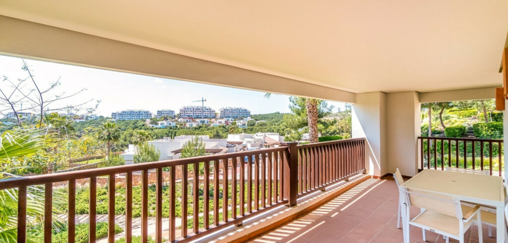 Middle Floor Apartment Las Colinas Golf Alicante - image 9