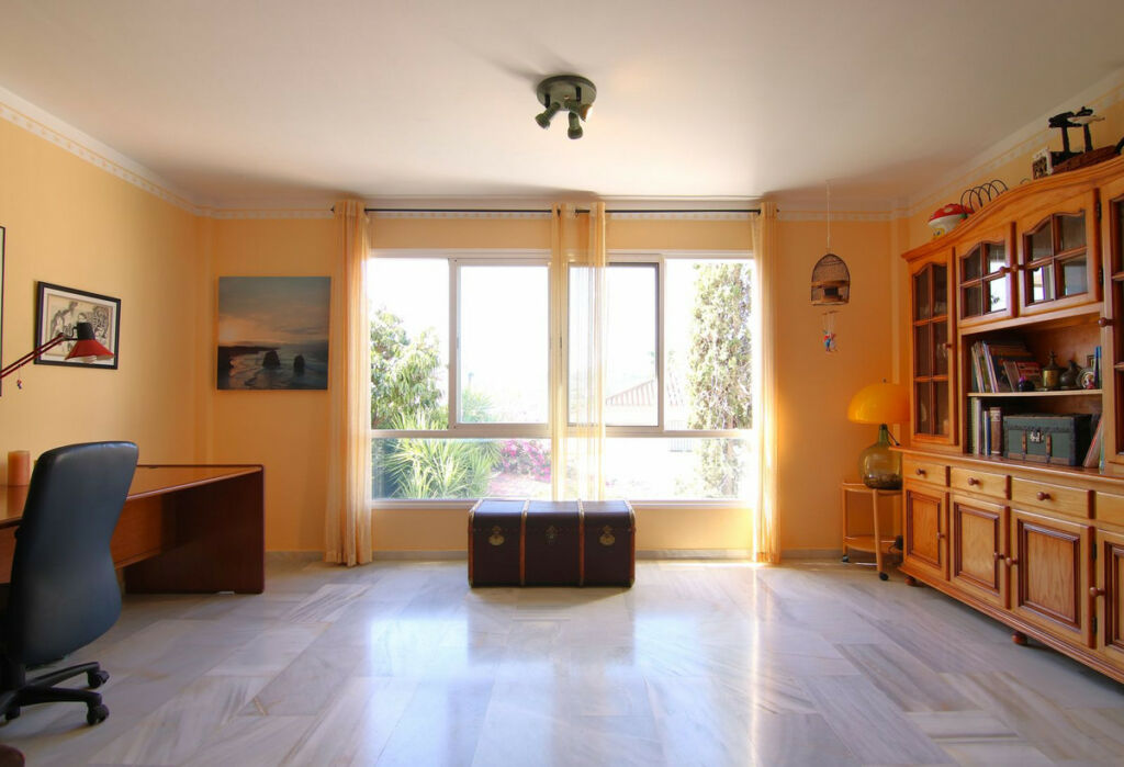 Detached Villa Coín Málaga - image 9