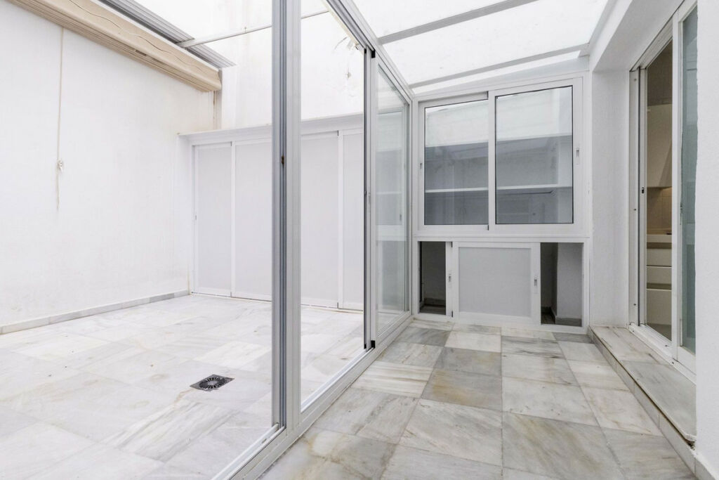 Duplex Marbella Málaga - image 9