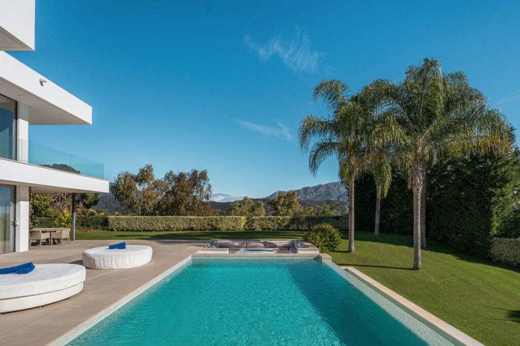 Detached Villa Benahavís Málaga - image 9