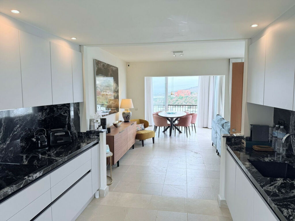 Townhouse Manilva Málaga - image 12