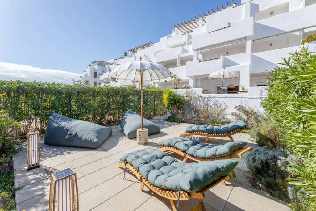 Ground Floor Apartment Estepona Málaga - image 9