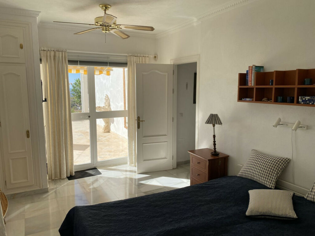 Detached Villa Mijas Málaga - image 9
