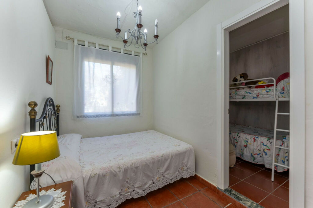 Detached Villa Coín Málaga - image 9