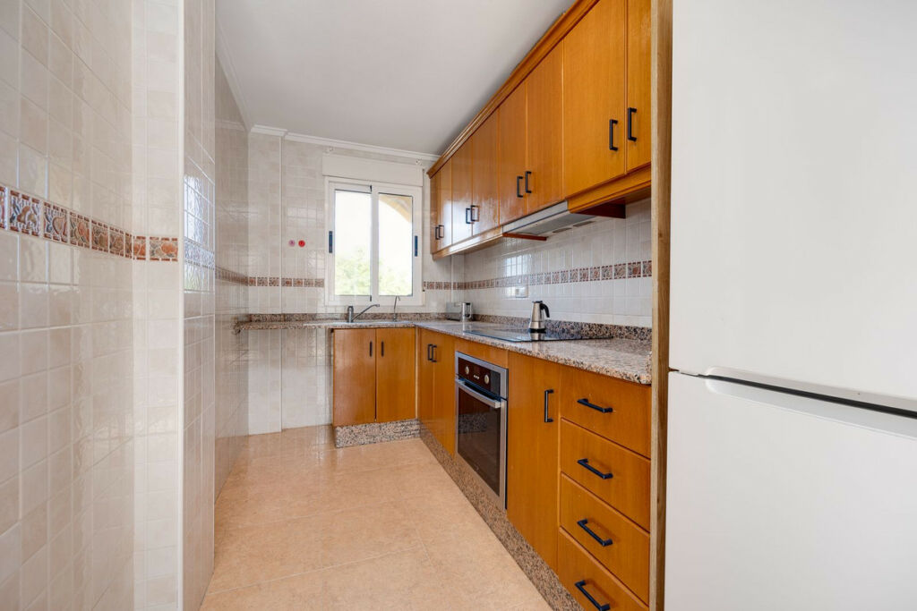 Top Floor Apartment Jacarilla Alicante - image 9