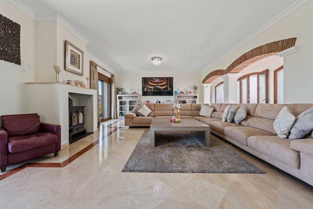 Detached Villa Sotogrande Cádiz - image 9