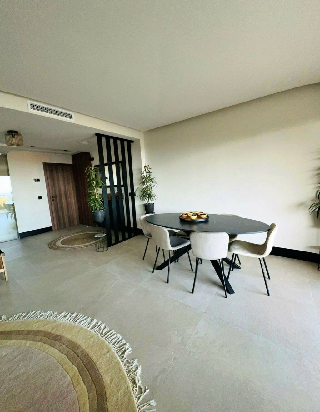Middle Floor Apartment Nueva Andalucía Málaga - image 9