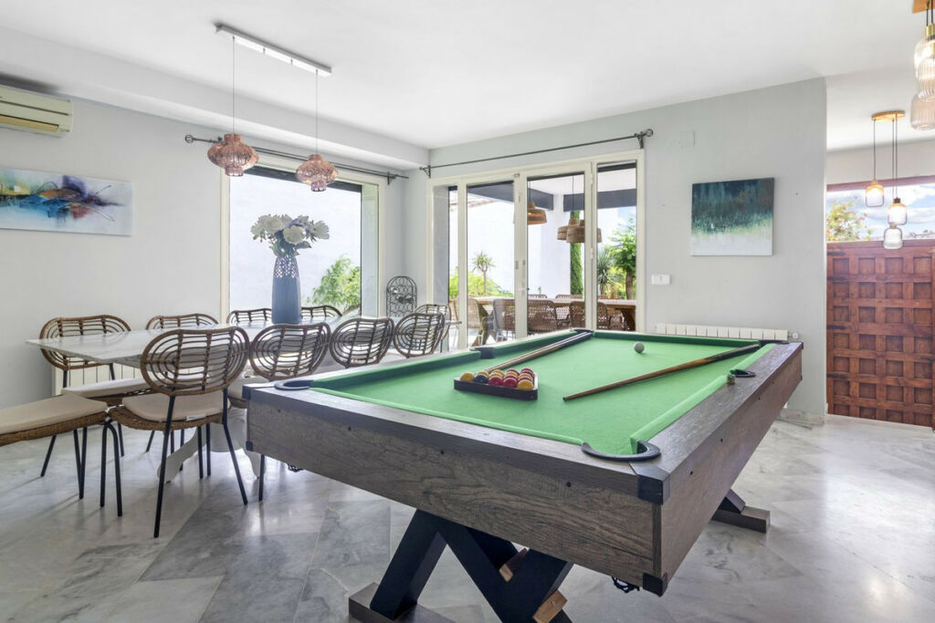 Detached Villa Atalaya Málaga - image 8