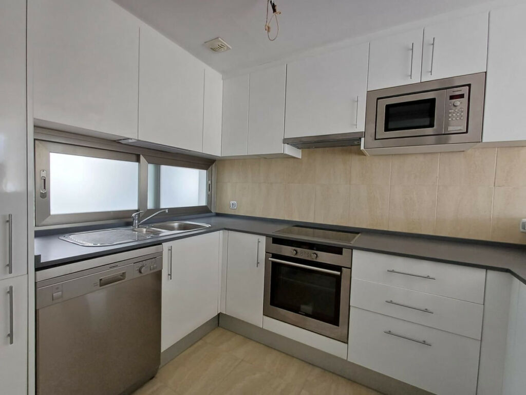 Penthouse La Cala Málaga - image 9
