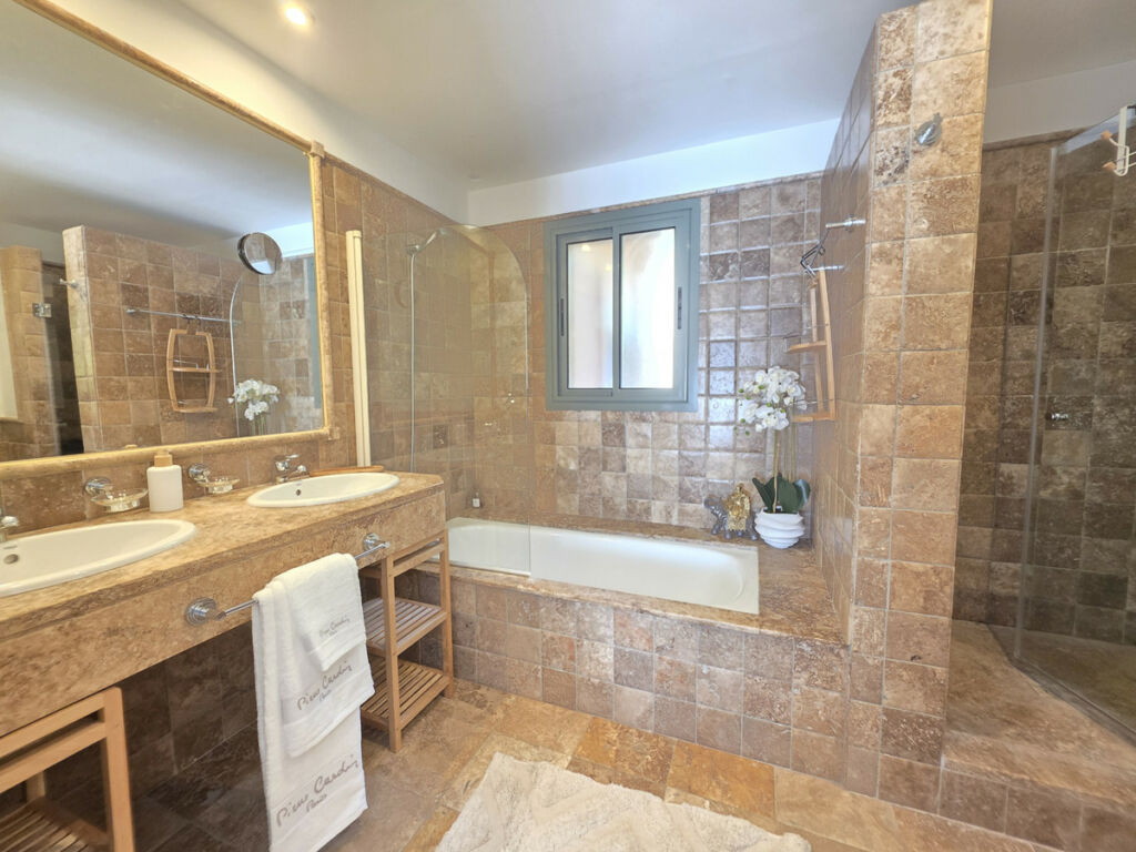 Ground Floor Apartment Estepona Málaga - image 9