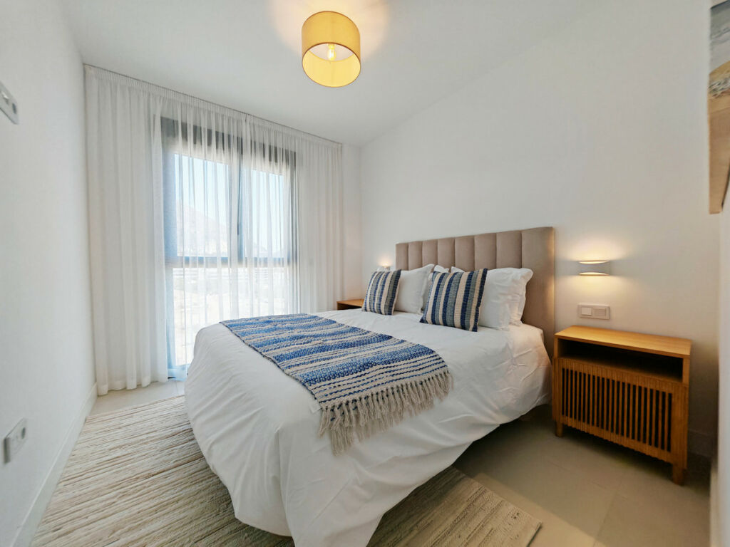 Middle Floor Apartment Fuengirola Málaga - image 9